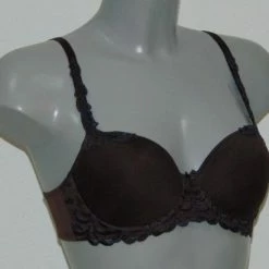 Coupon β Triumph Modern Finesse Zwart - Voorgevormde Bh Maat: 80E π 15 Coupon β Triumph Modern Finesse Zwart - Voorgevormde Bh Maat: 80E π -lingerie-dames-badmode Verkoop 550x412 5