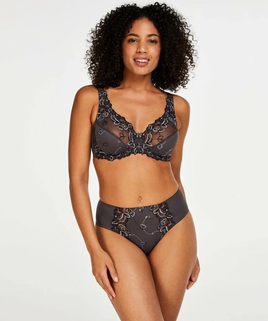 Beste Pirce 🔥 Hunkemöller Niet Voorgevormde Beugel Bh Diva - Maat G85 👍 9 Beste Pirce 🔥 Hunkemöller Niet Voorgevormde Beugel Bh Diva - Maat G85 👍 - Afbeelding 7