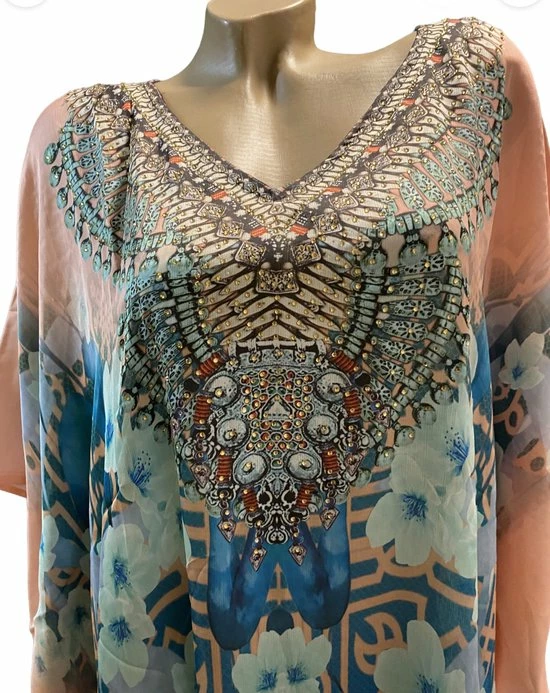 Aanbiedingen 𧨠Merkloos Kaftan Met Steentjes Extra Lang Onesize 42-50 Roze/blauw ⨠4 Aanbiedingen 𧨠Merkloos Kaftan Met Steentjes Extra Lang Onesize 42-50 Roze/blauw ⨠- Afbeelding 2