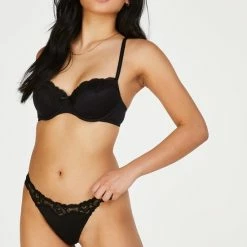 Uitgang 😀 Hunkemöller Voorgevormde Beugel Bh Secret Lace - Maat E70 🔥 -lingerie-dames-badmode Verkoop 550x810 3