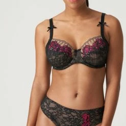 Aanbiedingen 😍 PrimaDonna Prima Donna - Pleasanton - BH Beugel – 0163370 - Black - C95/110 💯 -lingerie-dames-badmode Verkoop 550x816 1