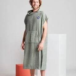 Nieuw π₯° Ponchy Verde Velho - Surf Poncho - Groot π 13 Nieuw π₯° Ponchy Verde Velho - Surf Poncho - Groot π -lingerie-dames-badmode Verkoop 550x825 123