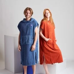 Beste deal 😀 Merkloos Ponchy - Surf Poncho - Handdoek Poncho – Marrom Velho - Maat Klein - Slim Fit – Uniseks - Katoen 🔥 -lingerie-dames-badmode Verkoop 550x825 179